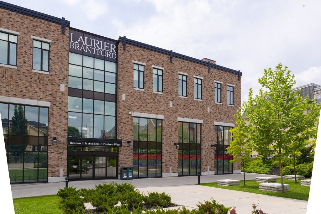 Holiday Inn Express & Suites - Brantford By Ihg Exterior photo